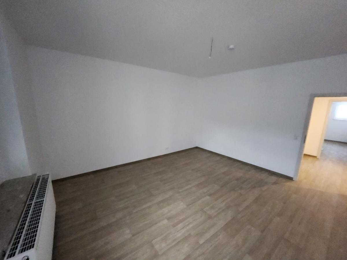 großzügiges SchlafzimmerSchlafzimmer