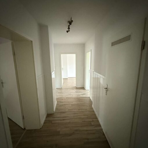 Plauen - Schöne Dachgeschoss Wohnung in der Schildstraße 27
