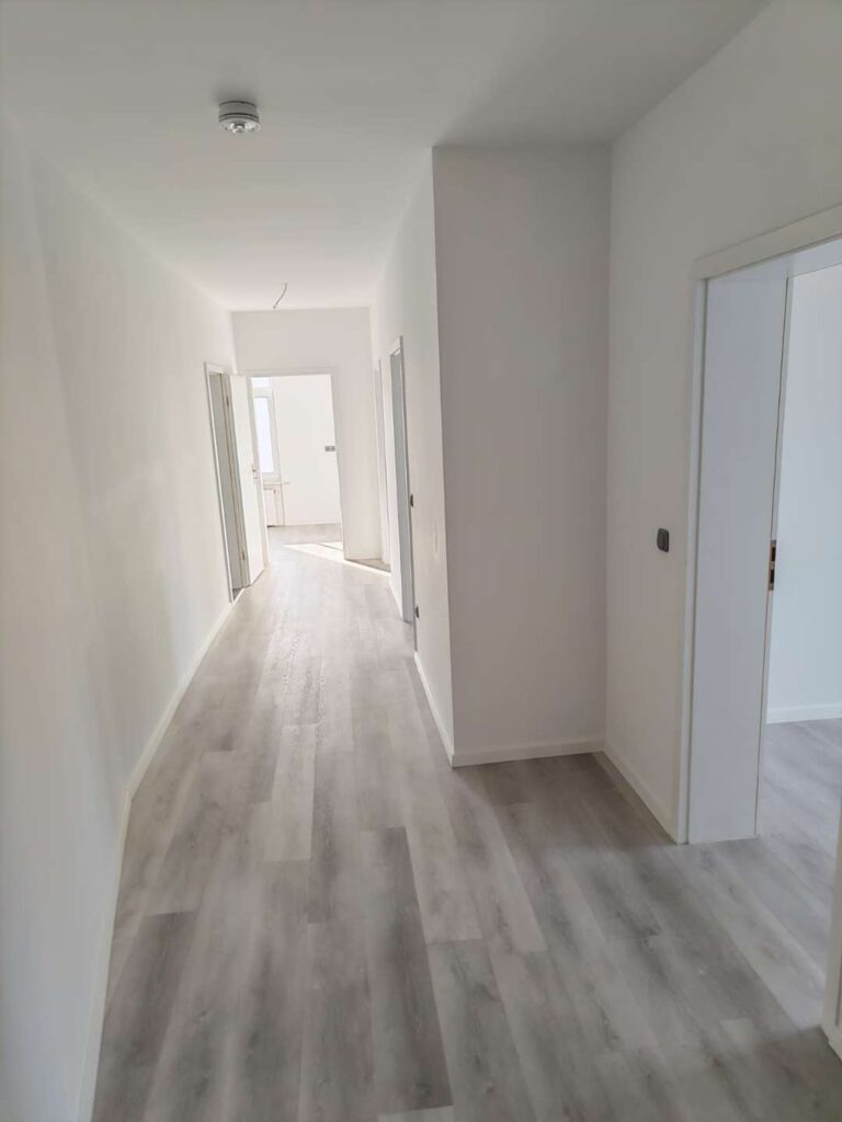 Plauen - Helle 3 Zimmer Wohnung mit Balkon